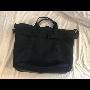 Lululemon mesh workout bag